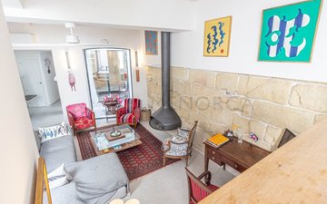 Property slide 10