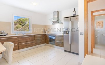 Property slide 31