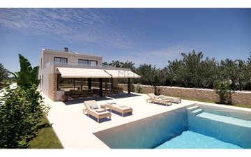 Property slide 18