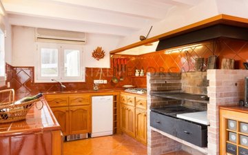Property slide 24