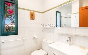 Property slide 32