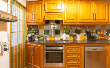 Property slide 16