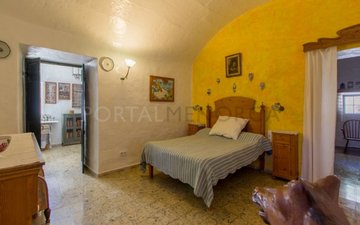 Property slide 21