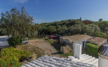 Property slide 28