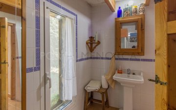 Property slide 36