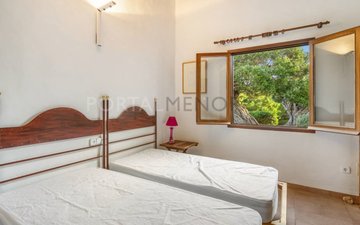 Property slide 24