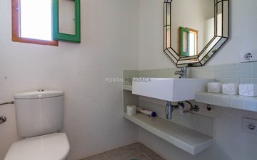 Property slide 32