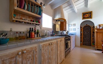 Property slide 40