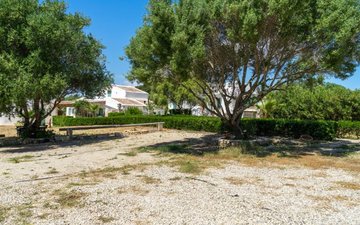 Property slide 46