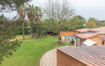 Property slide 42