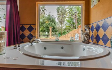 Property slide 50