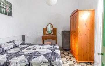 Property slide 42