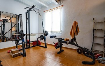 Property slide 25