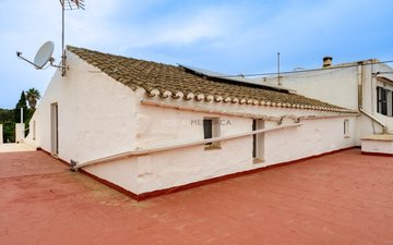 Property slide 32