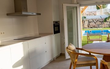 Property slide 10