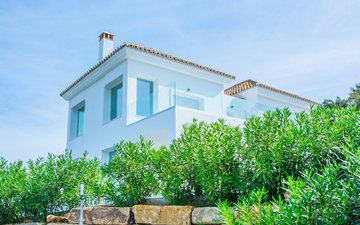 Property slide 19