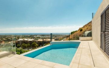 Property slide 15