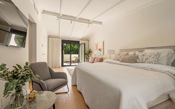 Property slide 10
