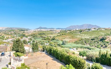 Property slide 38