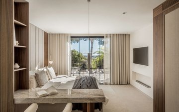 Property slide 22