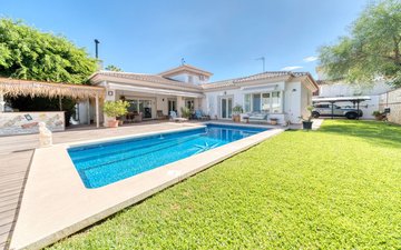 Slajd nieruchomości 2