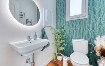 Property slide 18
