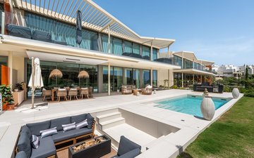 Property slide 24