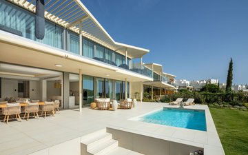 Property slide 42