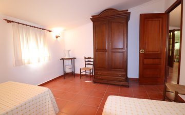 Property slide 36