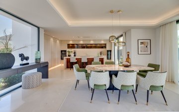Property slide 10