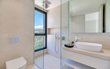 Property slide 16
