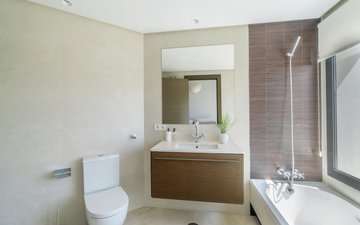 Property slide 18