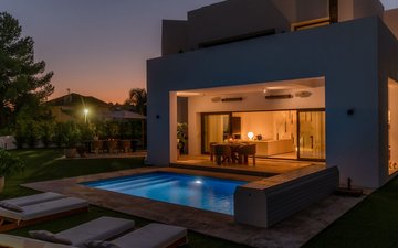 Property slide 46