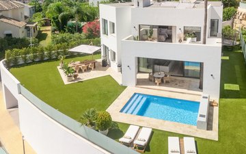 Property slide 48