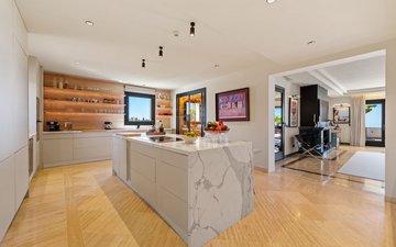 Property slide 18