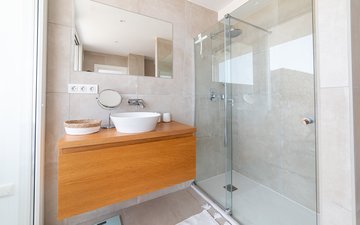 Property slide 17