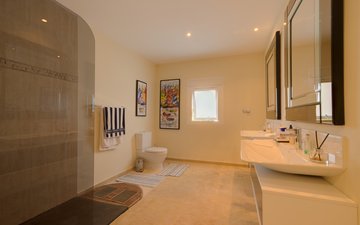 Property slide 19