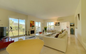 Property slide 22