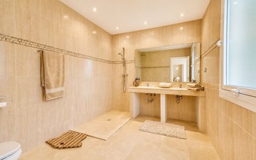 Property slide 35