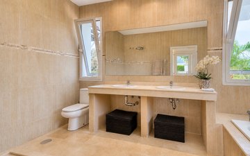 Property slide 40