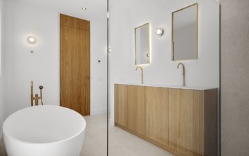 Property slide 22