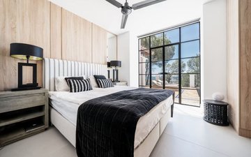 Property slide 20