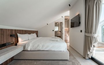 Property slide 19