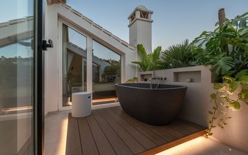 Property slide 31