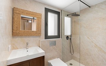 Property slide 20