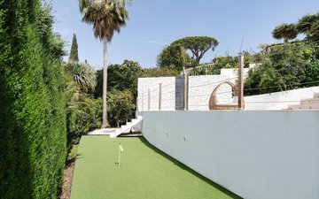 Property slide 28