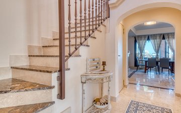 Property slide 19