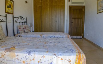 Слайд недвижимости 33