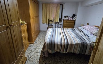 Property slide 31
