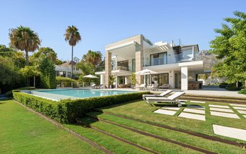 Property slide 32